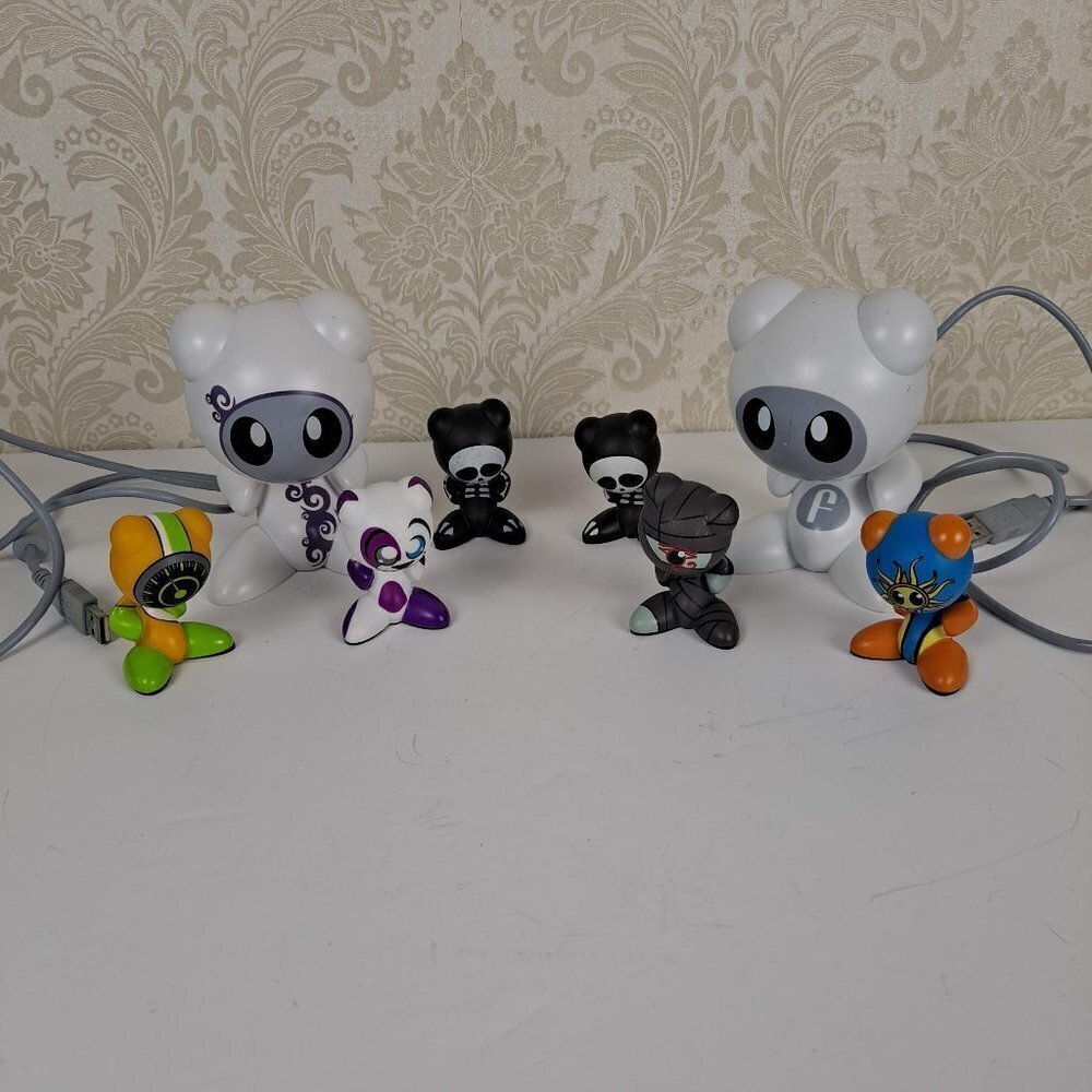 Mattel Radica UB Funkey Docking Station Bases (2) and 6 Funkey Characters